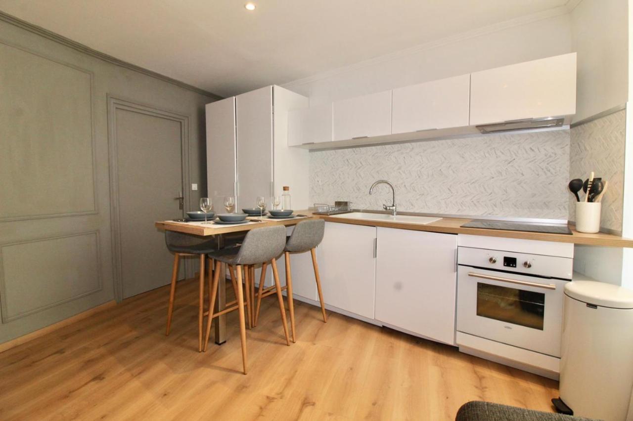 Lovely Apartment Heart Of Golden Square Fiber Wifi Ница Екстериор снимка